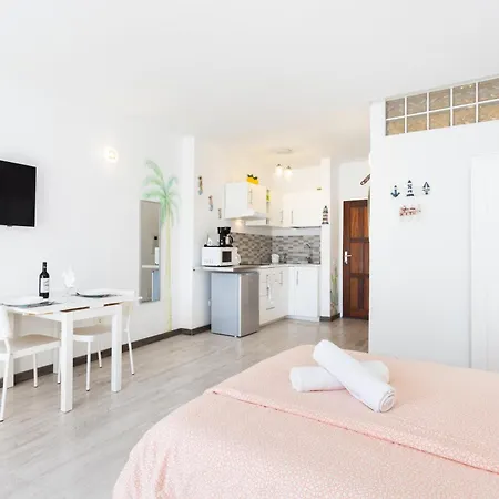 Domus Playa Paraiso Daire *