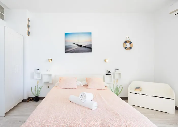 Апартаменти Domus Playa Paraiso Адехе